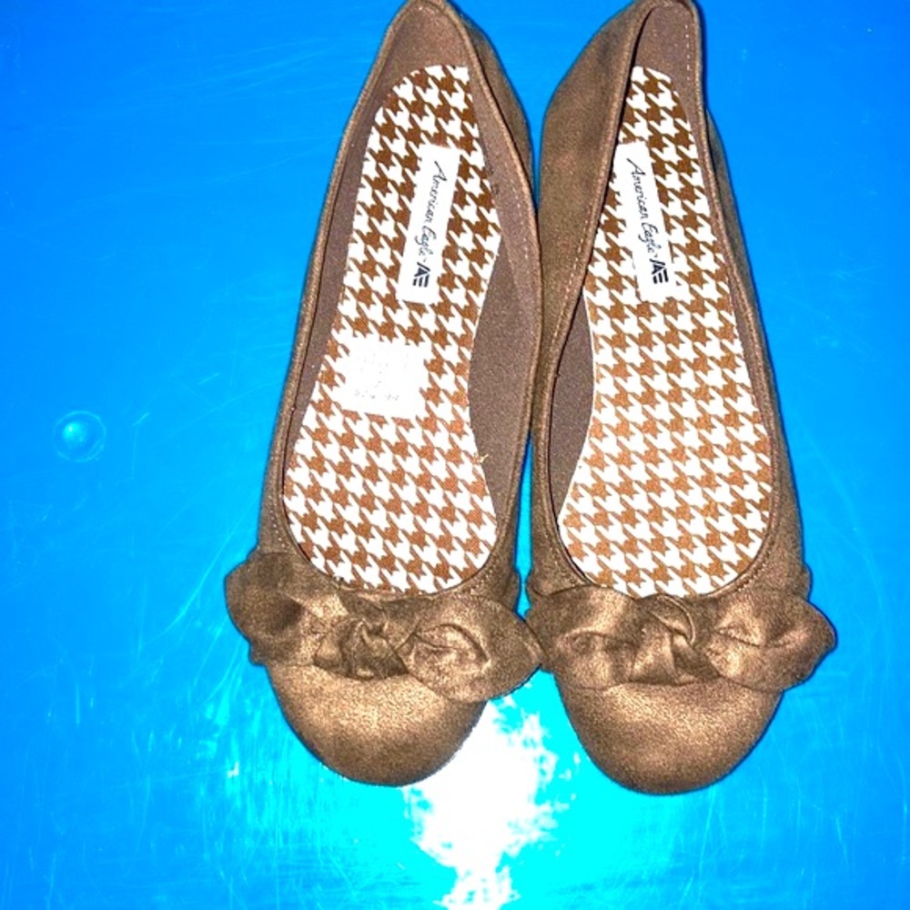 Women’s Taupe Flat American Eagle Flat Shoes